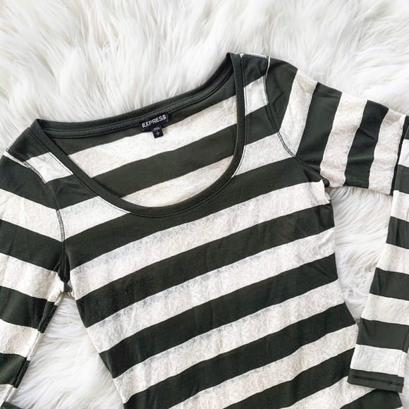 Express Striped Long-Sleeve Blouse 🕊 - Picture 2 of 3